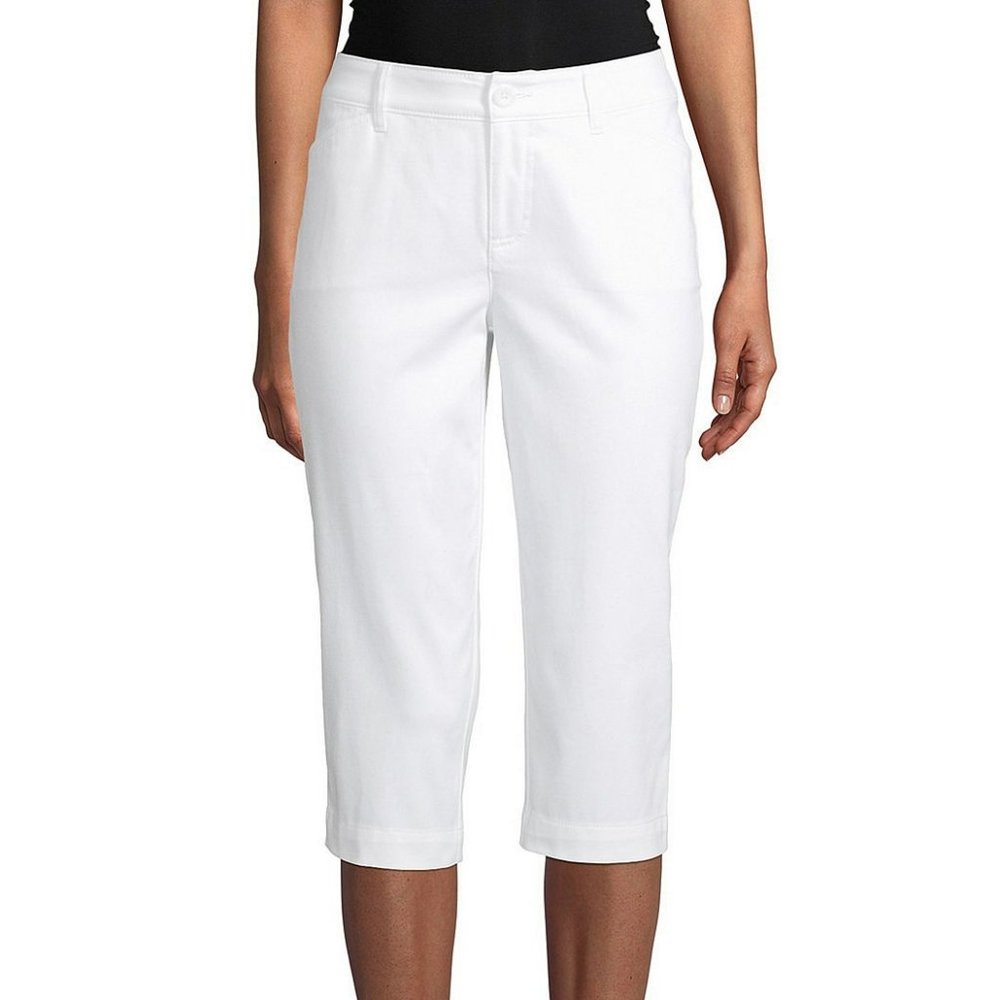 St. John's Bay White Capris. New With Tickets. Size 14